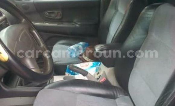 Sayi Imported Mitsubishi Montero Blue Mota in Yaounde a Babban Kamaru Sayi Imported Mitsubishi Montero Blue Mota in Yaounde a Babban Kamaru