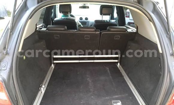 Sayi Imported Mercedes‒Benz ML–Class Black Mota in Yaounde a Babban Kamaru Sayi Imported Mercedes‒Benz ML–Class Black Mota in Yaounde a Babban Kamaru