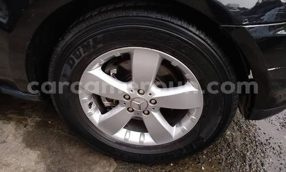 Sayi Imported Mercedes‒Benz ML–Class Black Mota in Yaounde a Babban Kamaru Sayi Imported Mercedes‒Benz ML–Class Black Mota in Yaounde a Babban Kamaru