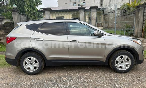 Acheter Import Voiture Hyundai Santa Fe Gris à Douala, Littoral Cameroon Acheter Import Voiture Hyundai Santa Fe Gris à Douala, Littoral Cameroon