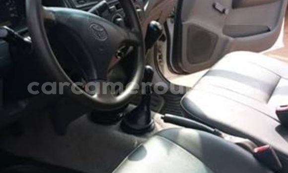 Acheter Import Voiture Toyota Hilux Blanc à Yaoundé, Central Cameroon Acheter Import Voiture Toyota Hilux Blanc à Yaoundé, Central Cameroon