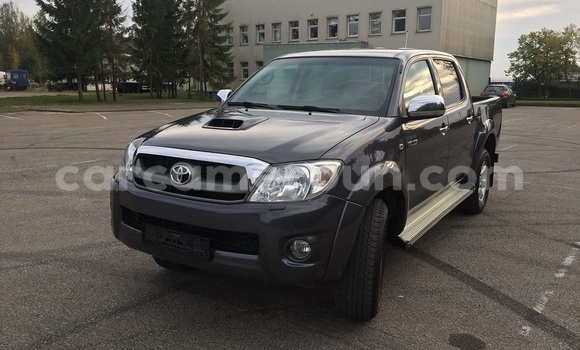 Buy Used Toyota Hilux Other Car in Douala in Littoral Cameroon