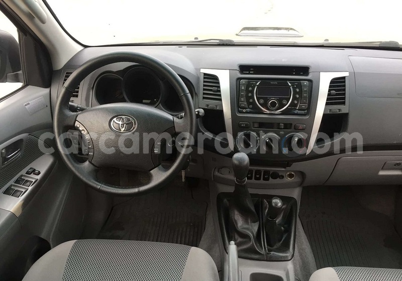 Big with watermark toyota hilux littoral cameroon douala 20553