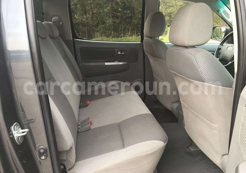 Big with watermark toyota hilux littoral cameroon douala 20553