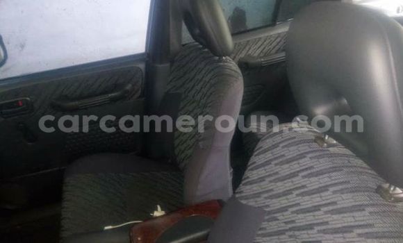 Acheter Import Voiture Toyota RAV4 Noir à Yaoundé, Central Cameroon Acheter Import Voiture Toyota RAV4 Noir à Yaoundé, Central Cameroon