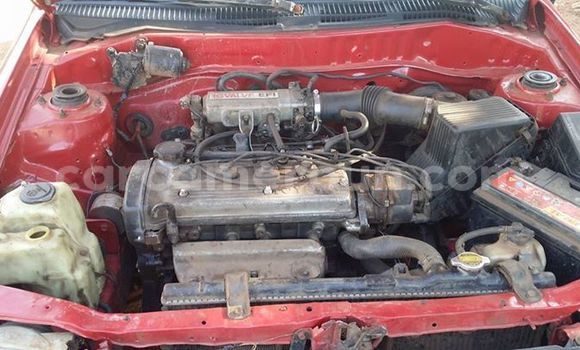 Acheter Import Voiture Toyota Starlet Rouge à Yaoundé, Central Cameroon Acheter Import Voiture Toyota Starlet Rouge à Yaoundé, Central Cameroon