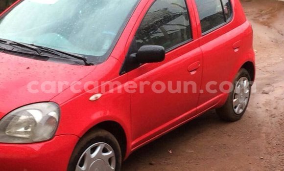 Acheter Import Voiture Toyota Yaris Rouge à Yaoundé, Central Cameroon Acheter Import Voiture Toyota Yaris Rouge à Yaoundé, Central Cameroon