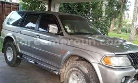 Sayi Na hannu Mitsubishi Pajero Sauran Mota in Douala a Ƙasar Kamaru Sayi Na hannu Mitsubishi Pajero Sauran Mota in Douala a Ƙasar Kamaru