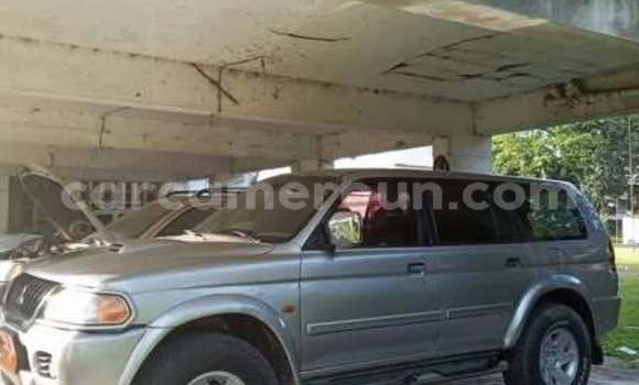 Sayi Na hannu Mitsubishi Pajero Sauran Mota in Douala a Ƙasar Kamaru Sayi Na hannu Mitsubishi Pajero Sauran Mota in Douala a Ƙasar Kamaru