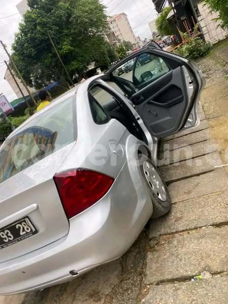 Big with watermark ford focus littoral cameroon douala 20682