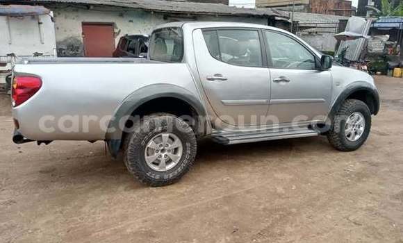 Sayi Na hannu Mitsubishi Pajero Pinin Sauran Mota in Douala a Ƙasar Kamaru