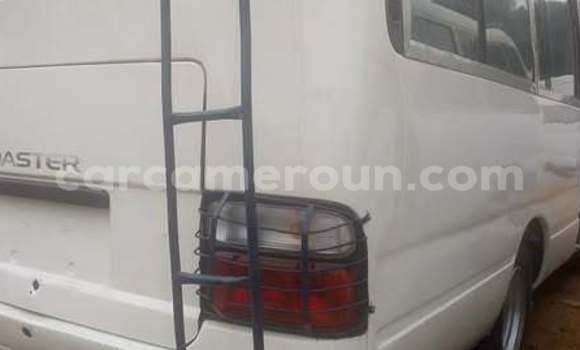 Sayi Na hannu Toyota Coaster Sauran Mota in Douala a Ƙasar Kamaru Sayi Na hannu Toyota Coaster Sauran Mota in Douala a Ƙasar Kamaru