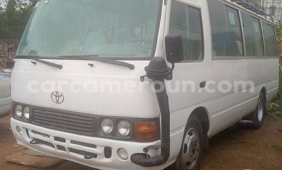 Sayi Na hannu Toyota Coaster Sauran Mota in Douala a Ƙasar Kamaru Sayi Na hannu Toyota Coaster Sauran Mota in Douala a Ƙasar Kamaru