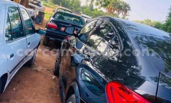 Sayi Na hannu BMW 1M Sauran Mota in Yaounde a Babban Kamaru Sayi Na hannu BMW 1M Sauran Mota in Yaounde a Babban Kamaru