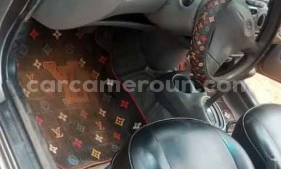 Sayi Na hannu Toyota Yaris Sauran Mota in Yaounde a Babban Kamaru Sayi Na hannu Toyota Yaris Sauran Mota in Yaounde a Babban Kamaru