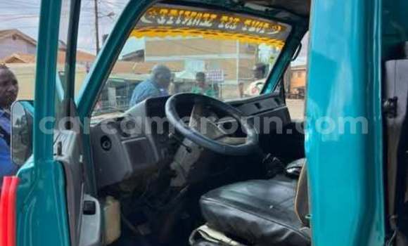 Sayi Na hannu Toyota Dyna Sauran Mota in Douala a Ƙasar Kamaru Sayi Na hannu Toyota Dyna Sauran Mota in Douala a Ƙasar Kamaru