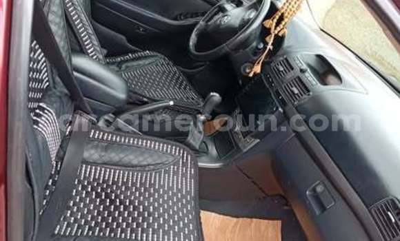 Sayi Na hannu Toyota Corolla Sauran Mota in Yaounde a Babban Kamaru Sayi Na hannu Toyota Corolla Sauran Mota in Yaounde a Babban Kamaru