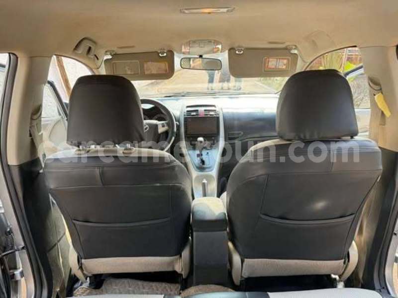 Big with watermark toyota auris littoral cameroon douala 20728