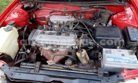 Sayi Imported Toyota Starlet Red Mota in Yaounde a Babban Kamaru Sayi Imported Toyota Starlet Red Mota in Yaounde a Babban Kamaru