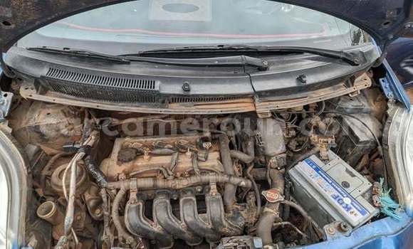 Acheter Occasion Voiture Toyota Yaris Bleu à Yaoundé, Central Cameroon Acheter Occasion Voiture Toyota Yaris Bleu à Yaoundé, Central Cameroon