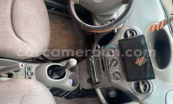 Acheter Occasion Voiture Toyota Yaris Bleu à Yaoundé, Central Cameroon Acheter Occasion Voiture Toyota Yaris Bleu à Yaoundé, Central Cameroon