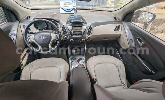 Acheter Occasion Voiture Hyundai Tucson Noir à Yaoundé, Central Cameroon Acheter Occasion Voiture Hyundai Tucson Noir à Yaoundé, Central Cameroon