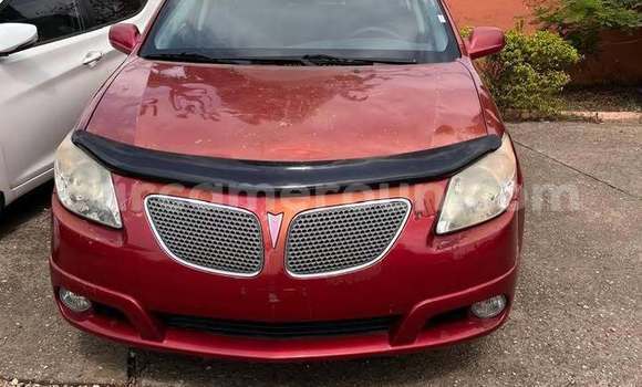 Sayi Na hannu Pontiac Vibe Red Mota in Yaounde a Babban Kamaru Sayi Na hannu Pontiac Vibe Red Mota in Yaounde a Babban Kamaru
