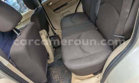 Acheter Occasion Voiture Mazda Tribute Gris à Yaoundé, Central Cameroon Acheter Occasion Voiture Mazda Tribute Gris à Yaoundé, Central Cameroon