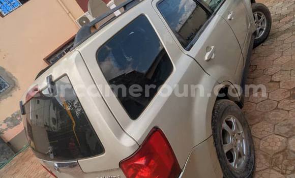 Acheter Occasion Voiture Mazda Tribute Gris à Yaoundé, Central Cameroon Acheter Occasion Voiture Mazda Tribute Gris à Yaoundé, Central Cameroon