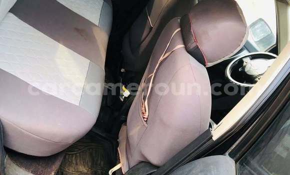 Acheter Occasion Voiture Nissan Rogue Noir à Yaoundé, Central Cameroon Acheter Occasion Voiture Nissan Rogue Noir à Yaoundé, Central Cameroon