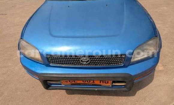 Acheter Occasion Voiture Toyota RAV4 Bleu à Yaoundé, Central Cameroon Acheter Occasion Voiture Toyota RAV4 Bleu à Yaoundé, Central Cameroon