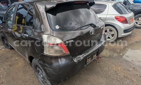 Acheter Occasion Voiture Toyota Yaris Noir à Yaoundé, Central Cameroon Acheter Occasion Voiture Toyota Yaris Noir à Yaoundé, Central Cameroon