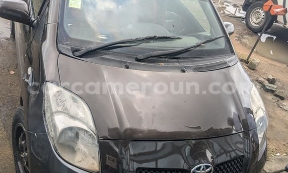 Acheter Occasion Voiture Toyota Yaris Noir à Yaoundé, Central Cameroon Acheter Occasion Voiture Toyota Yaris Noir à Yaoundé, Central Cameroon