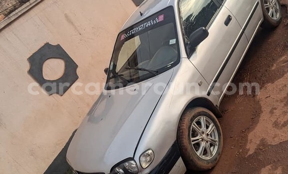 Acheter Occasion Voiture Toyota Corolla Gris à Yaoundé, Central Cameroon Acheter Occasion Voiture Toyota Corolla Gris à Yaoundé, Central Cameroon