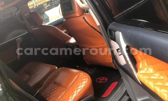 Sayi Na hannu Toyota Land Cruiser Prado Black Mota in Yaounde a Babban Kamaru Sayi Na hannu Toyota Land Cruiser Prado Black Mota in Yaounde a Babban Kamaru