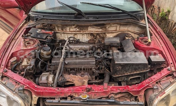 Acheter Occasion Voiture Toyota RAV4 Rouge à Yaoundé, Central Cameroon Acheter Occasion Voiture Toyota RAV4 Rouge à Yaoundé, Central Cameroon