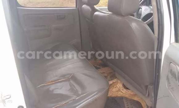 Acheter Occasion Voiture Toyota Hilux Blanc à Yaoundé, Central Cameroon Acheter Occasion Voiture Toyota Hilux Blanc à Yaoundé, Central Cameroon
