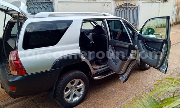 Acheter Occasion Voiture Toyota 4Runner Gris à Yaoundé, Central Cameroon Acheter Occasion Voiture Toyota 4Runner Gris à Yaoundé, Central Cameroon