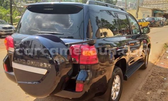 Buy Import Toyota Land Cruiser Black Car in Yaounde in Central Cameroon Buy Import Toyota Land Cruiser Black Car in Yaounde in Central Cameroon