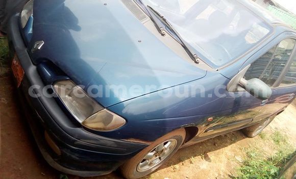 Buy Import Renault Megane Blue Car in Yaounde in Central Cameroon Buy Import Renault Megane Blue Car in Yaounde in Central Cameroon