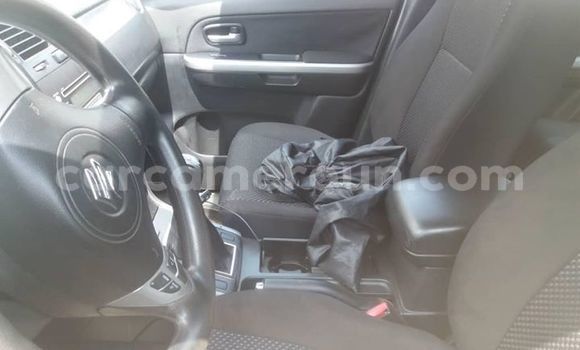 Buy Import Suzuki Grand Vitara Silver Car in Yaounde in Central Cameroon Buy Import Suzuki Grand Vitara Silver Car in Yaounde in Central Cameroon