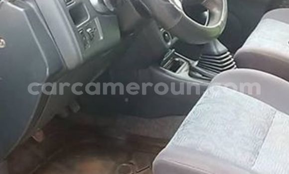 Acheter Occasion Voiture Toyota RAV4 Vert à Yaoundé, Central Cameroon Acheter Occasion Voiture Toyota RAV4 Vert à Yaoundé, Central Cameroon