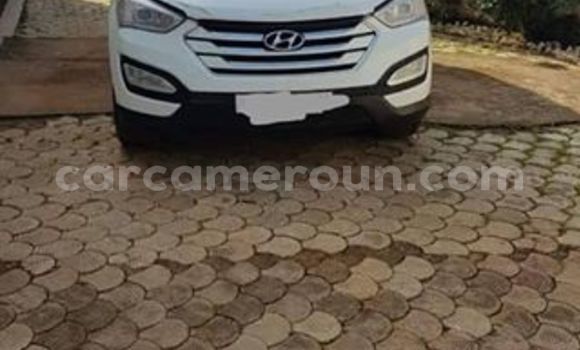 Buy Used Hyundai Santa Fe White Car in Douala in Littoral Cameroon Buy Used Hyundai Santa Fe White Car in Douala in Littoral Cameroon