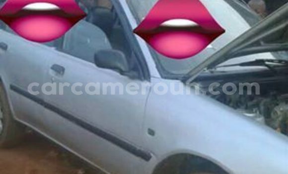 Sayi Na hannu Toyota Starlet Azurfa Mota in Yaounde a Babban Kamaru Sayi Na hannu Toyota Starlet Azurfa Mota in Yaounde a Babban Kamaru