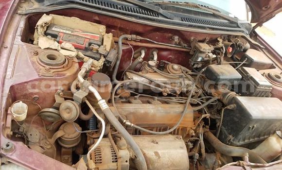 Acheter Occasion Voiture Toyota RAV4 Rouge à Yaoundé, Central Cameroon Acheter Occasion Voiture Toyota RAV4 Rouge à Yaoundé, Central Cameroon