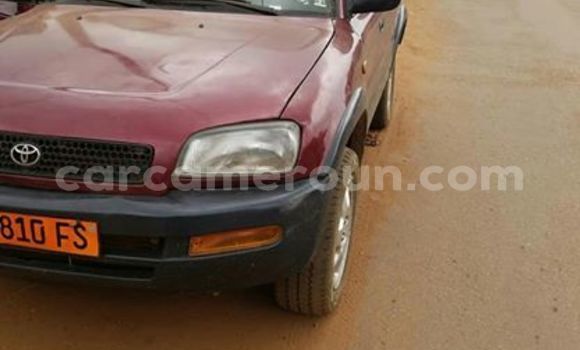Acheter Occasion Voiture Toyota RAV4 Rouge à Yaoundé, Central Cameroon Acheter Occasion Voiture Toyota RAV4 Rouge à Yaoundé, Central Cameroon