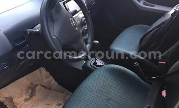 Acheter Occasion Voiture Toyota Vitz Bleu à Yaoundé, Central Cameroon Acheter Occasion Voiture Toyota Vitz Bleu à Yaoundé, Central Cameroon