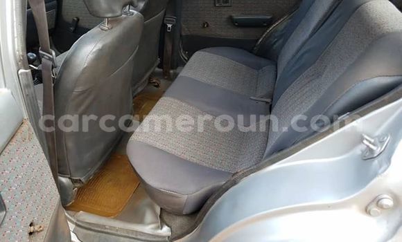 Acheter Occasion Voiture Toyota Starlet Gris à Yaoundé, Central Cameroon Acheter Occasion Voiture Toyota Starlet Gris à Yaoundé, Central Cameroon