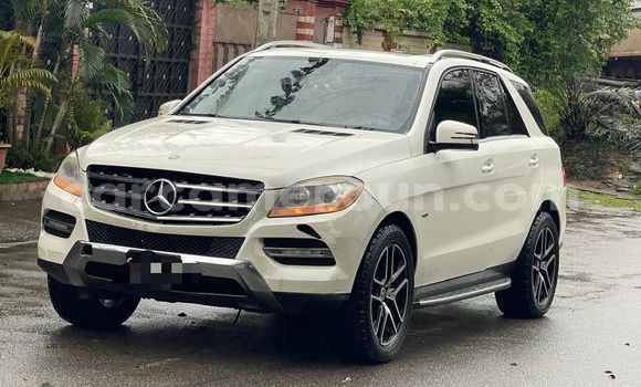 Acheter Occasion Voiture Mercedes‒Benz ML–Class Blanc à Douala, Littoral Cameroon