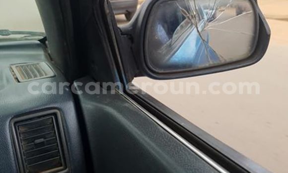 Acheter Occasion Voiture Toyota Corolla Bleu à Yaoundé, Central Cameroon Acheter Occasion Voiture Toyota Corolla Bleu à Yaoundé, Central Cameroon